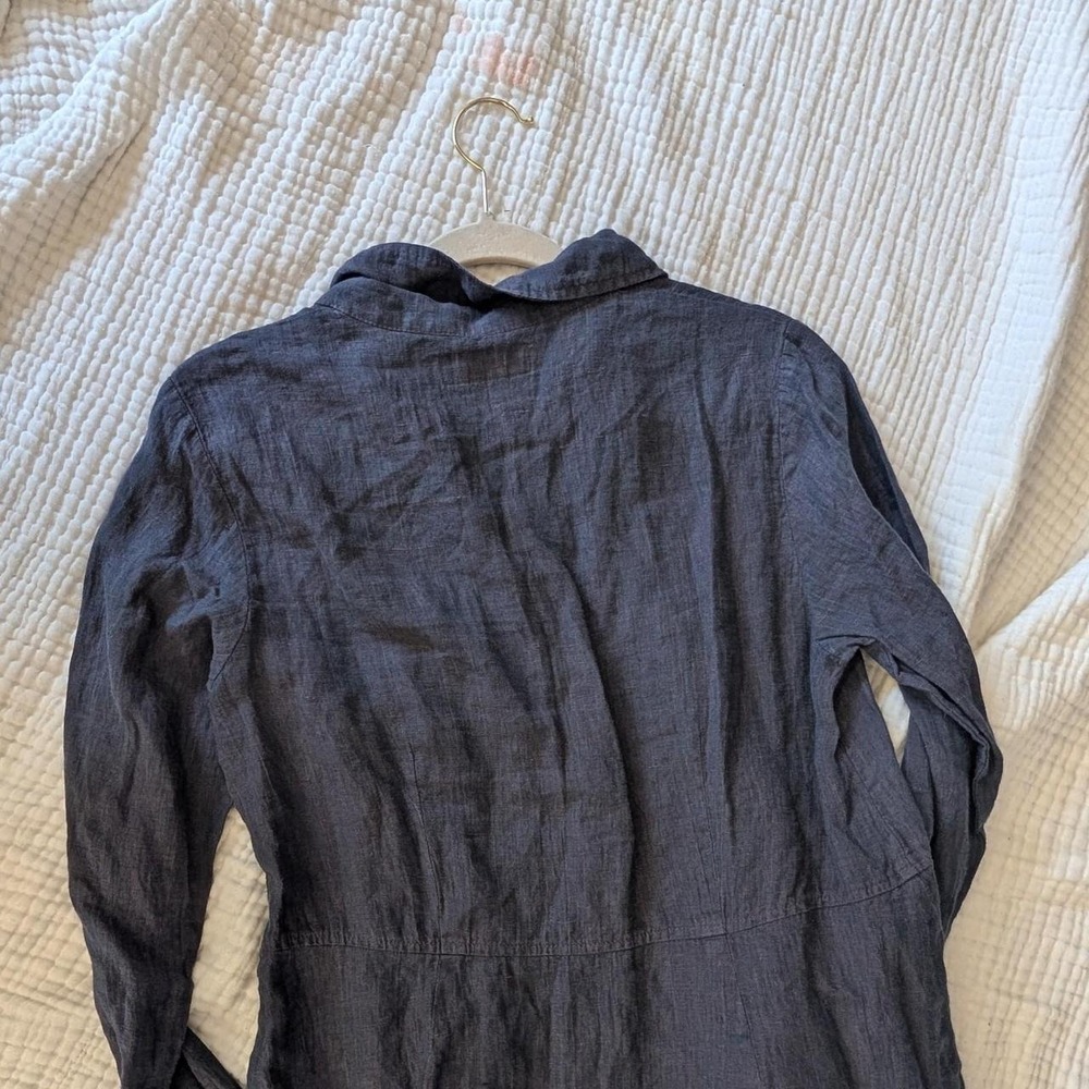 Flax blue Gray linen button up shirt in a small - Picture 5 of 5